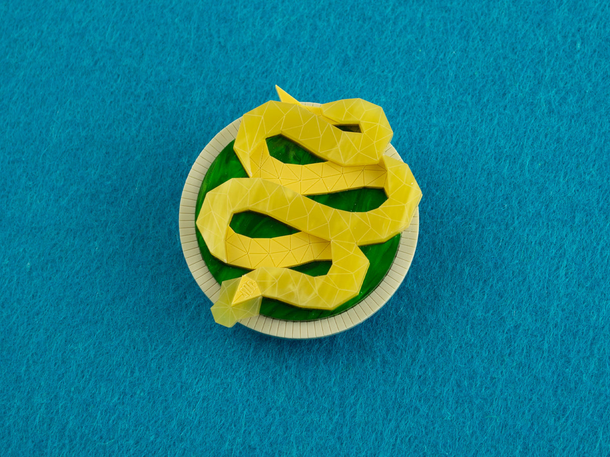 Snake Brooch - Springer