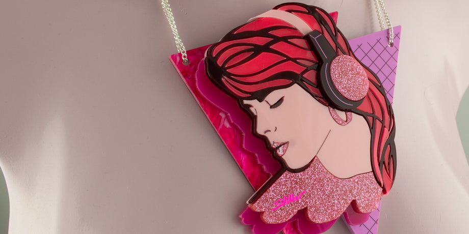 Sstutter brooches online
