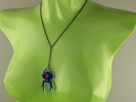 Black Widow Pendant - Nightcrawler