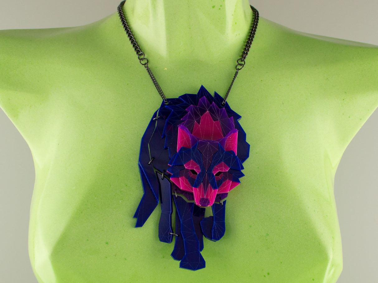 Wolf Necklace - Nightcrawler