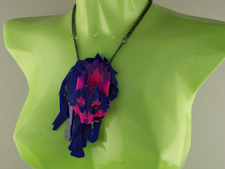 Wolf Necklace - Nightcrawler
