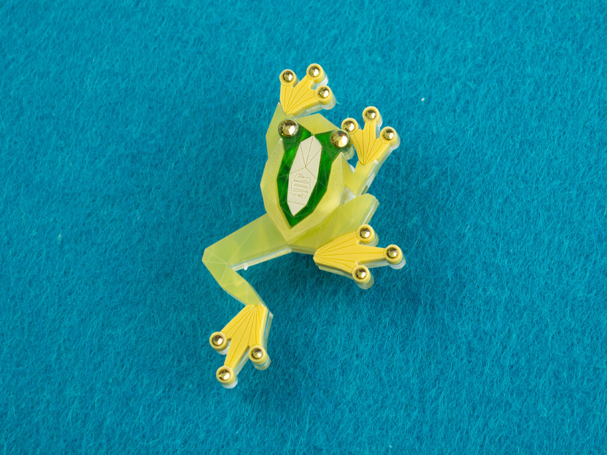 Tree Frog Brooch - Springer