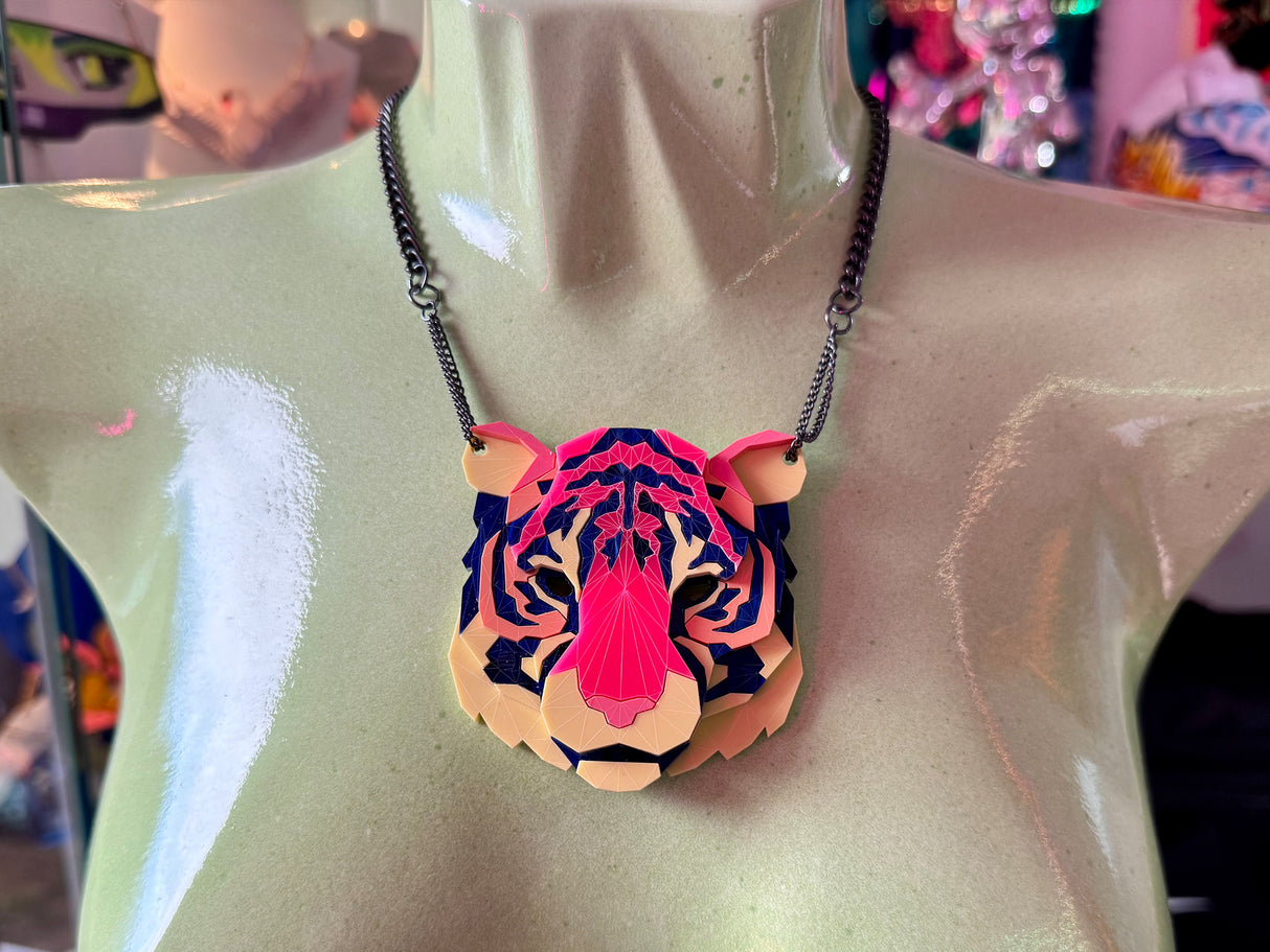 Tiger Head Necklace - Comet
